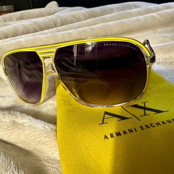 Vintage Men’s Armani Exchange sunglasses, black and yellow. - Picture 3 of 4